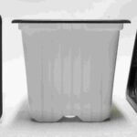Plastic seedling pots - 7 x 7 x 6 cm - White