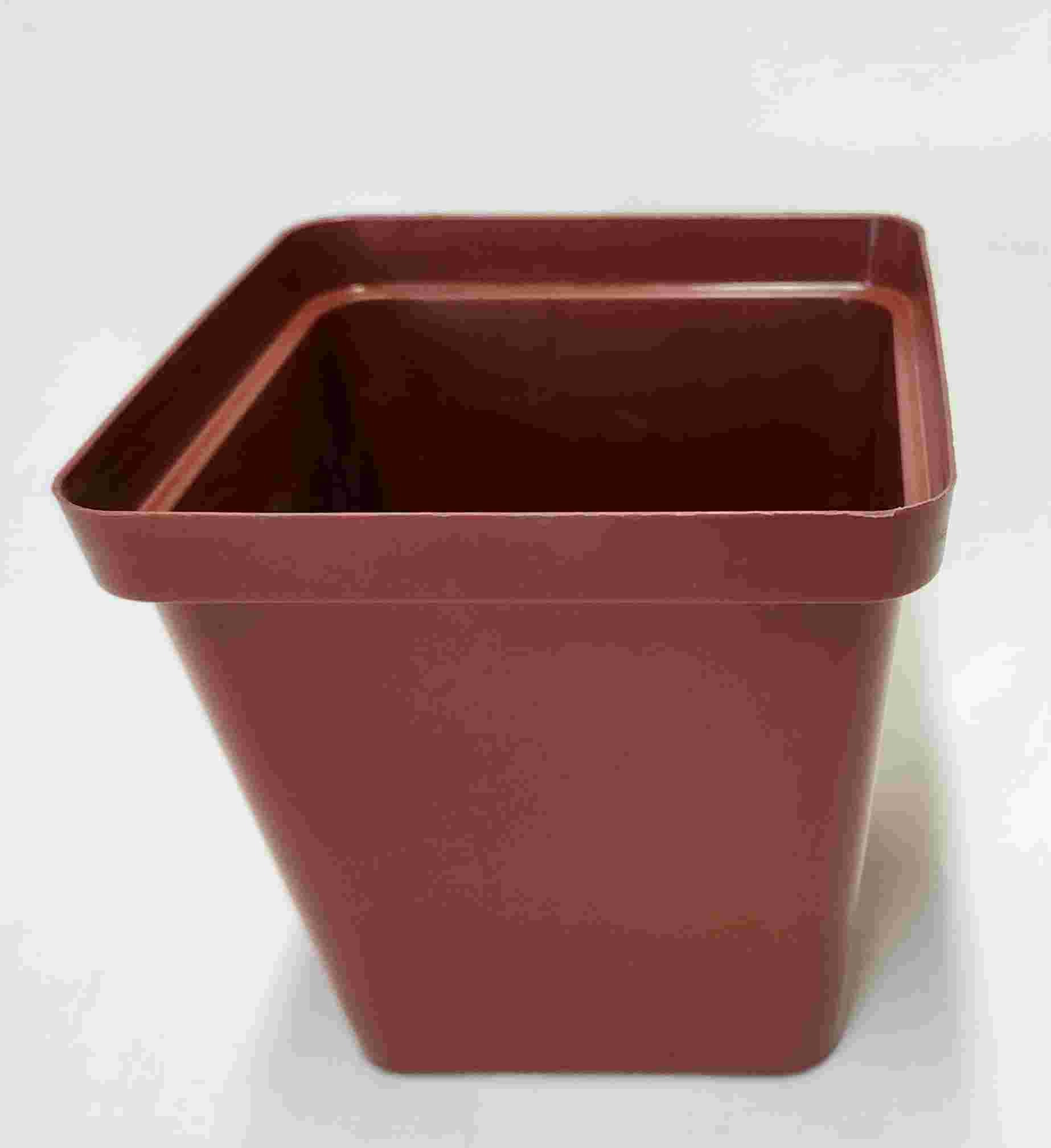 Square Plastic Training pot - Terracotta - 12 cm