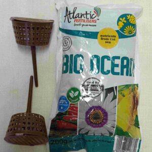 Organic Fertilizer bundle - 200 gr Bio Ocean and 2 fertilizer baskets